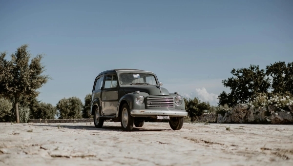 Stari Fiat automobil posle Drugog svetskog rata – simbol početka obnove Italije i Fiat istorije