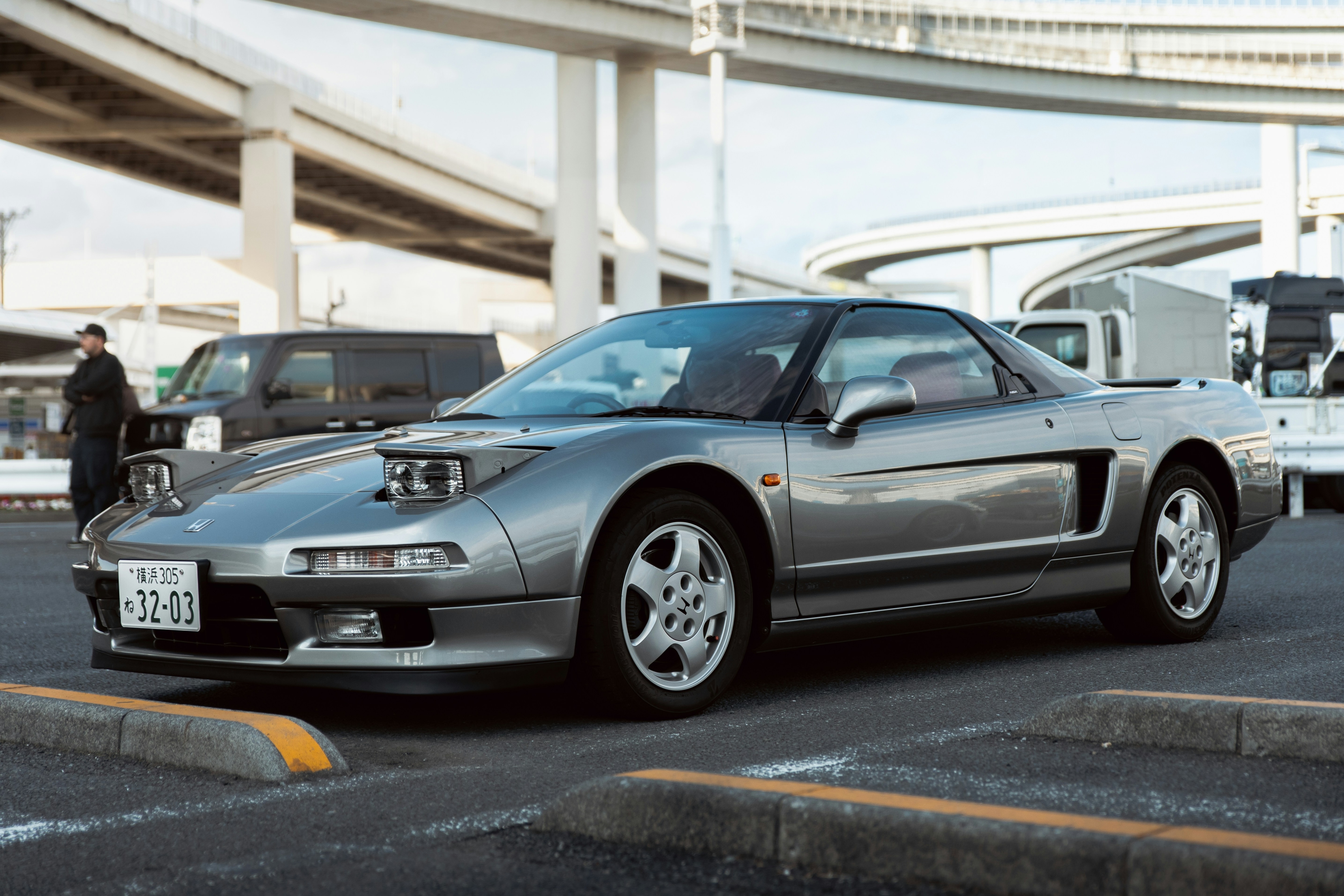 Honda NSX dizajn i filozofija japanskog sportskog automobila devedesetih
