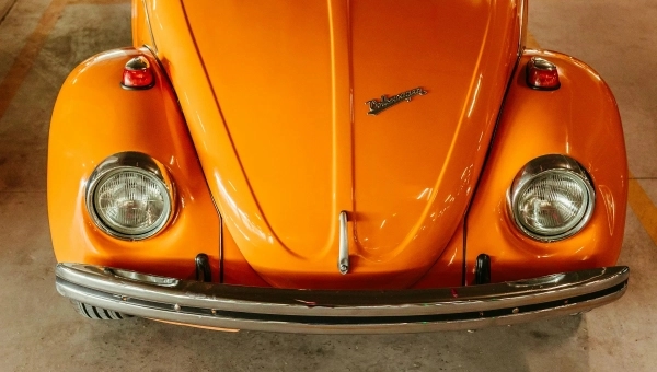 Volkswagen Beetle kao simbol narodnog automobila i početak masovne mobilnosti