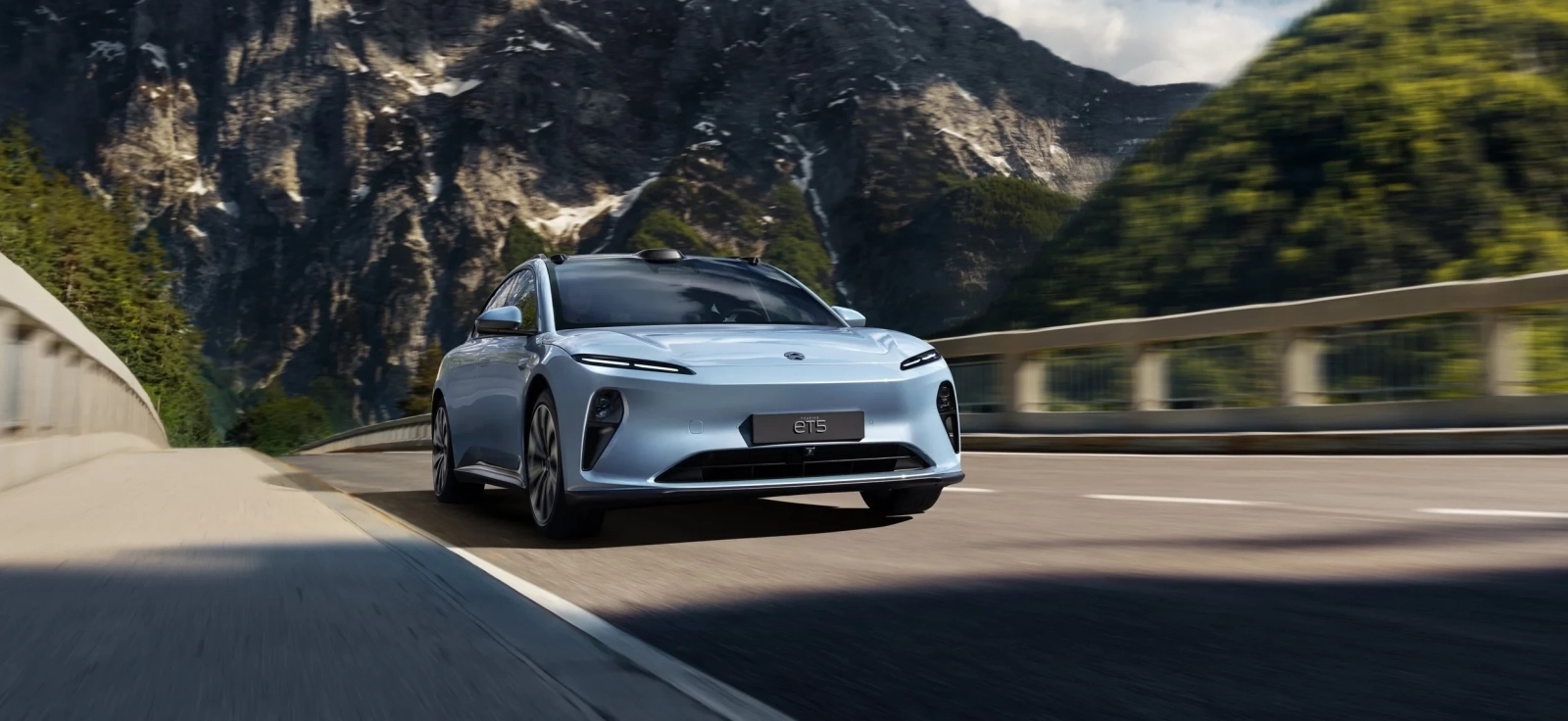 NIO ET5 premium električni automobil, kineski brend koji konkuriše evropskim proizvođačima